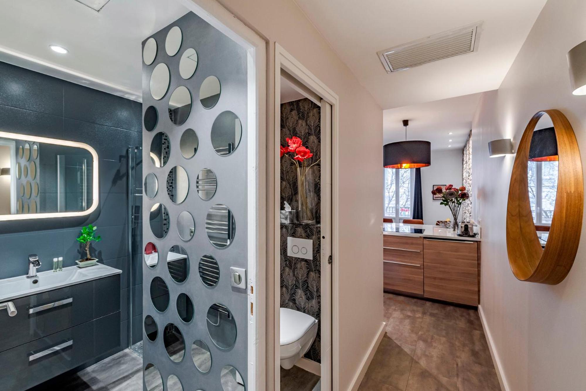 Luxury Family 2Br - Prime Location, Walk To Beach & Shopping, Sunny Balcony - Totolulu Cannes Hoche المظهر الخارجي الصورة