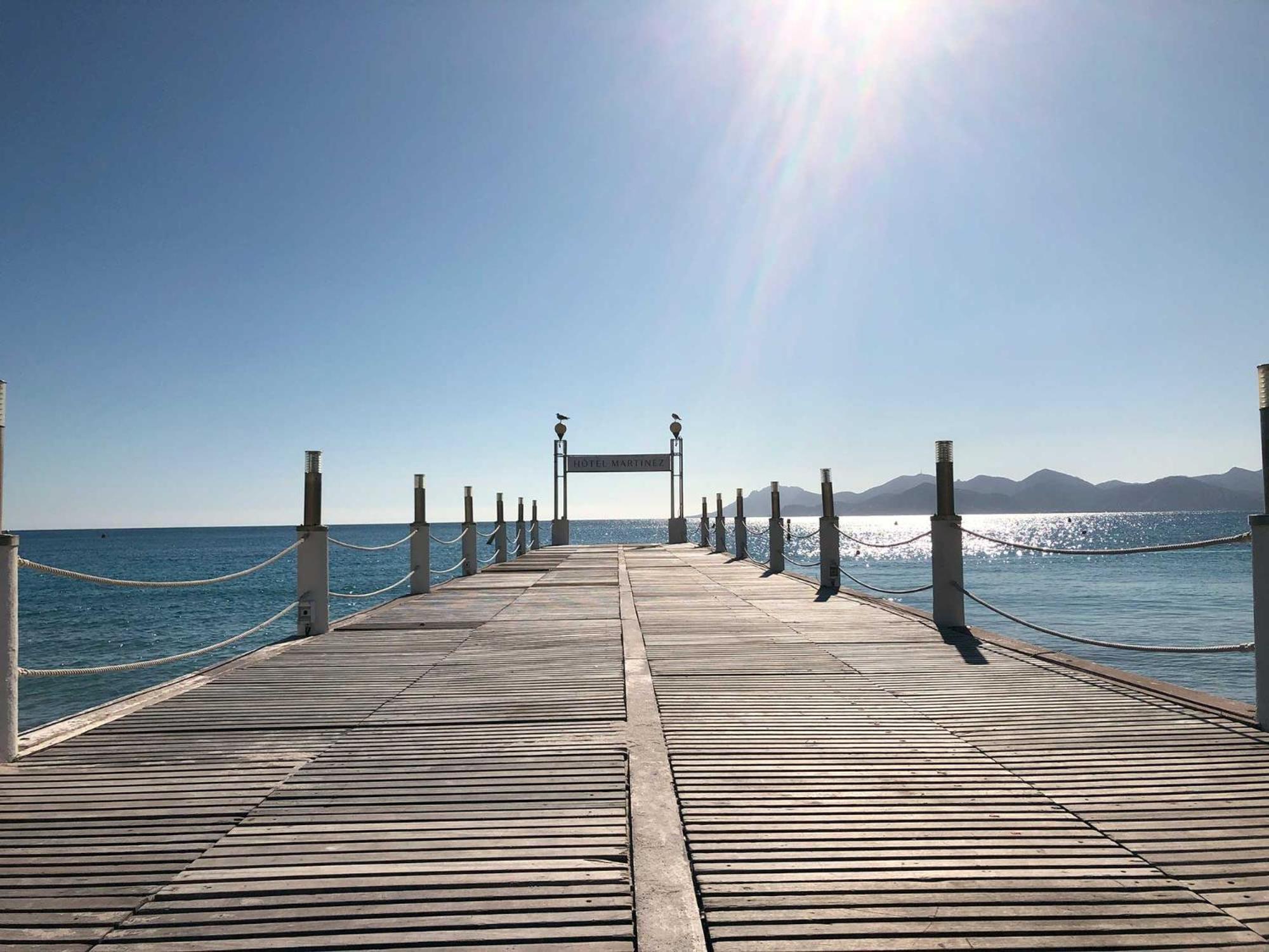 Luxury Family 2Br - Prime Location, Walk To Beach & Shopping, Sunny Balcony - Totolulu Cannes Hoche المظهر الخارجي الصورة