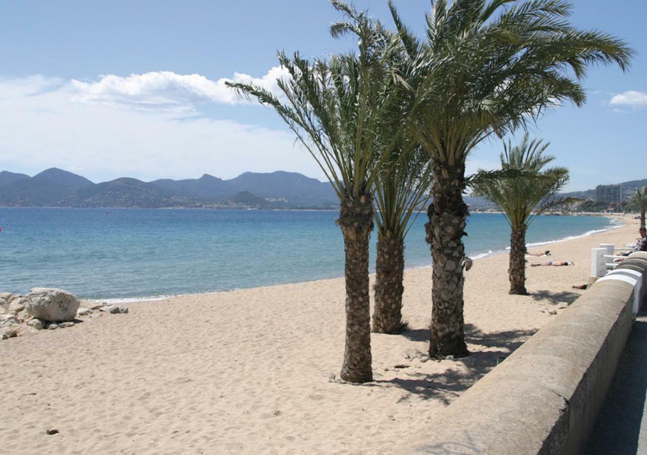 Luxury Family 2Br - Prime Location, Walk To Beach & Shopping, Sunny Balcony - Totolulu Cannes Hoche المظهر الخارجي الصورة